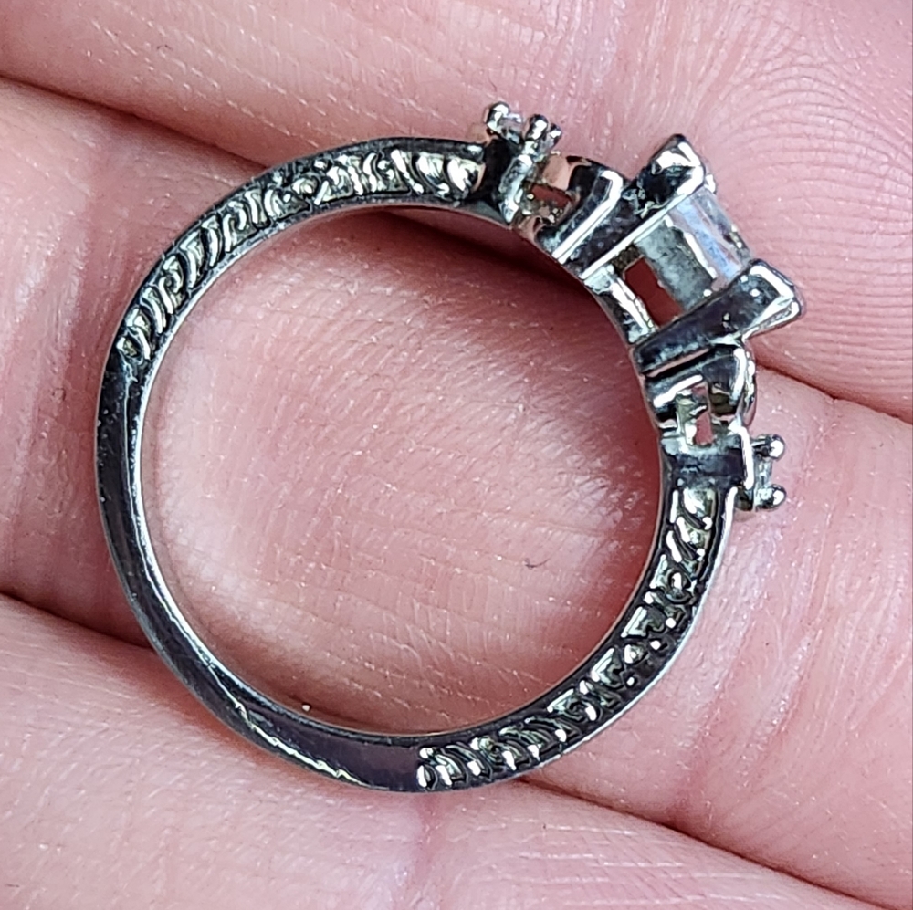 Celtic Design Silver Clear Gem Ring - image 3